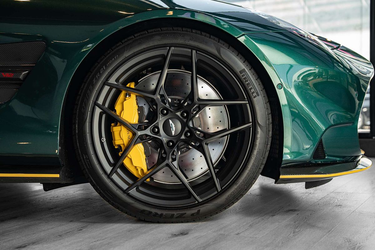 2025 Aston Martin Vanquish
