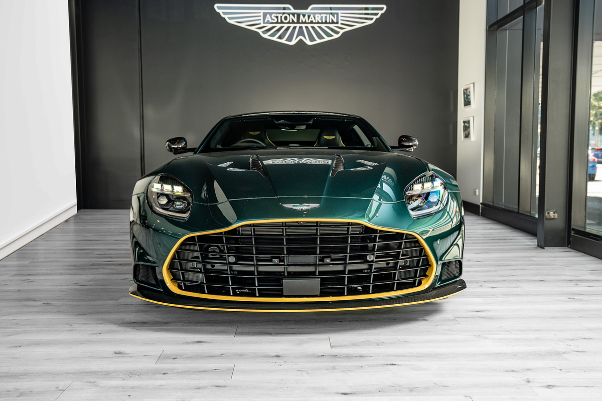 2025 Aston Martin Vanquish