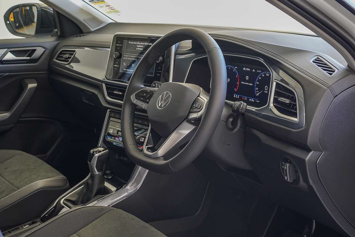 2025 Volkswagen T-Roc 110TSI Style D11