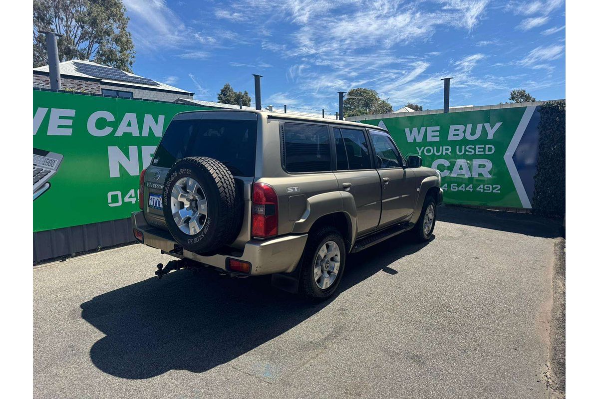 2005 Nissan Patrol ST-L GU IV
