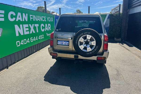 2005 Nissan Patrol ST-L GU IV