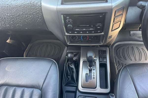 2005 Nissan Patrol ST-L GU IV