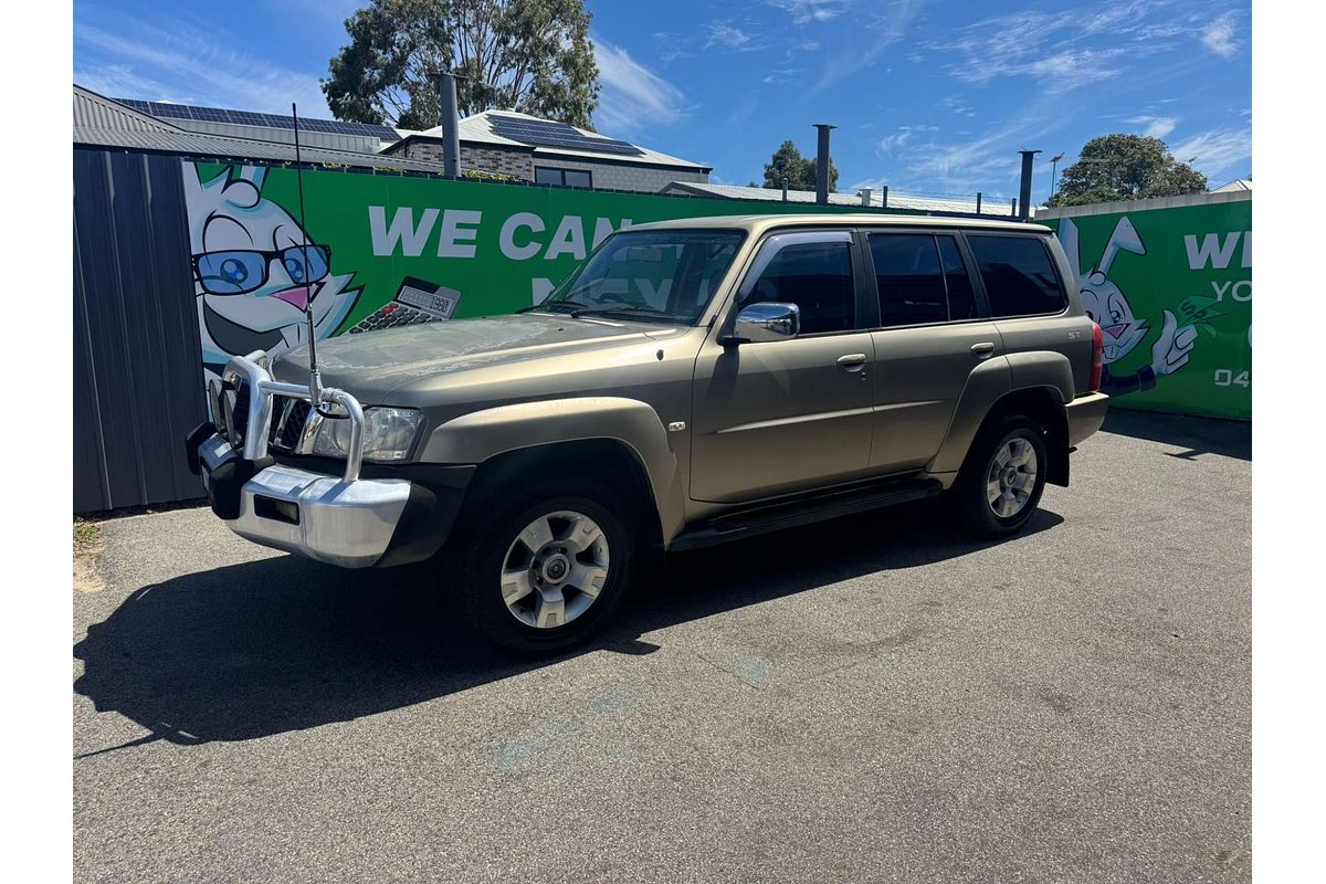 2005 Nissan Patrol ST-L GU IV