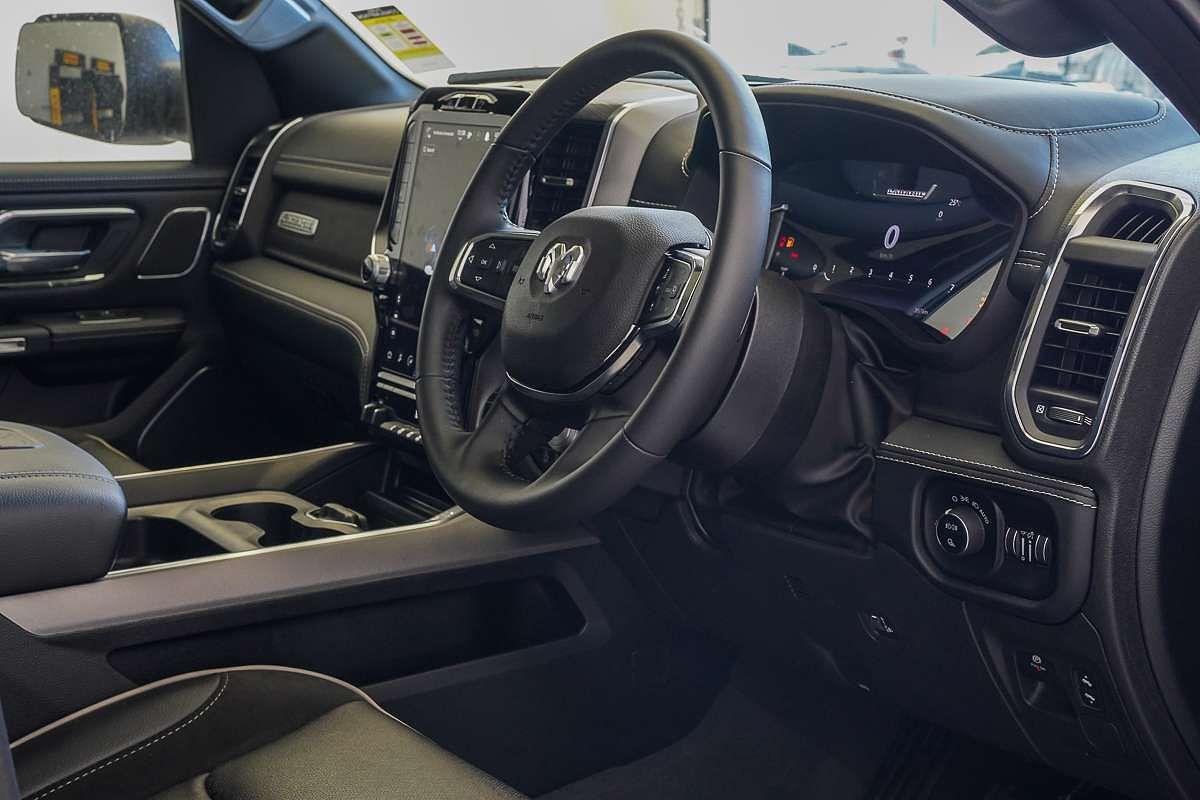 2024 RAM 1500 Laramie DT 4X4 SWB