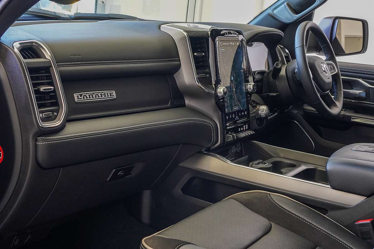 2024 RAM 1500 Laramie DT 4X4 SWB
