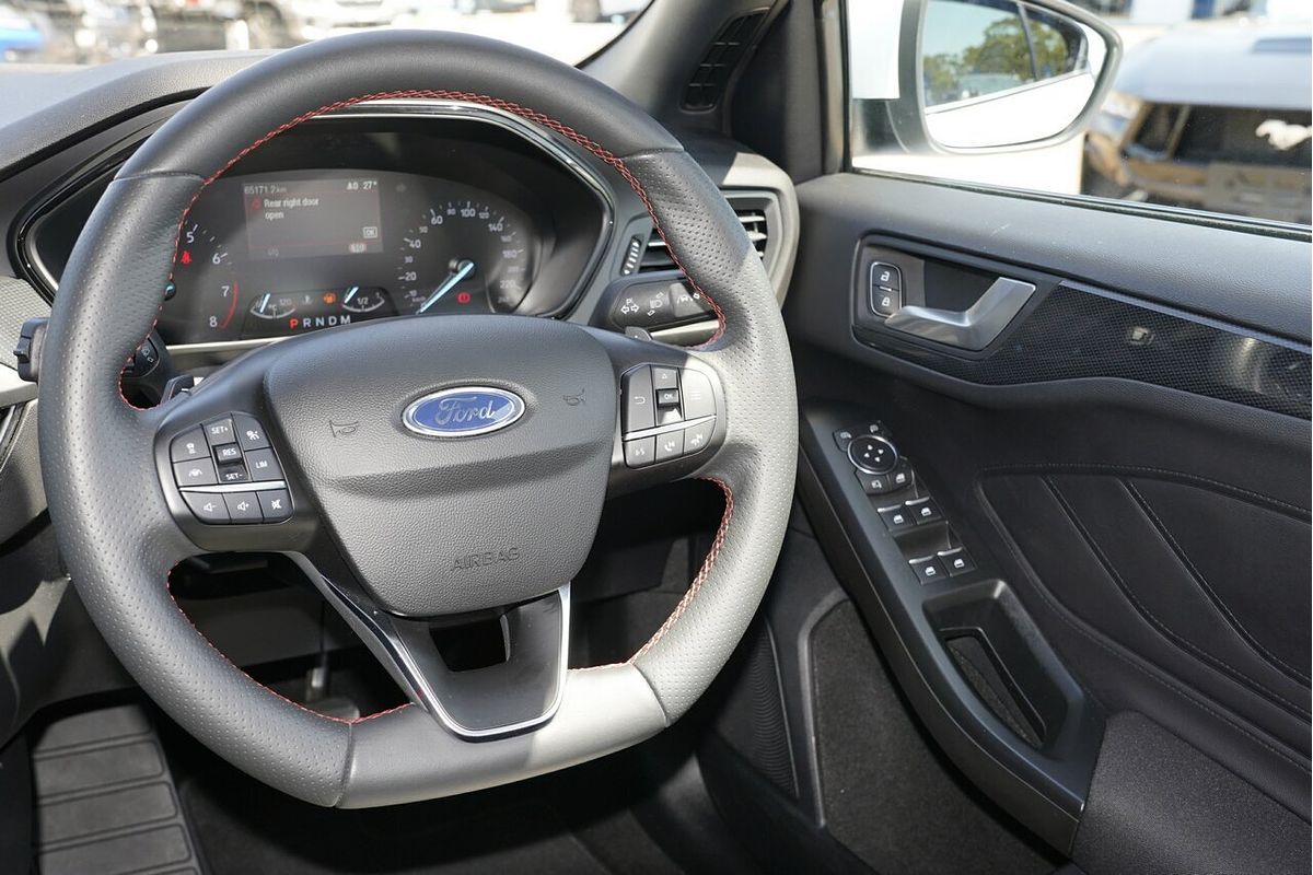 2021 Ford Focus ST-Line SA