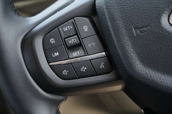 2025 Ford Everest Trend 2.0L