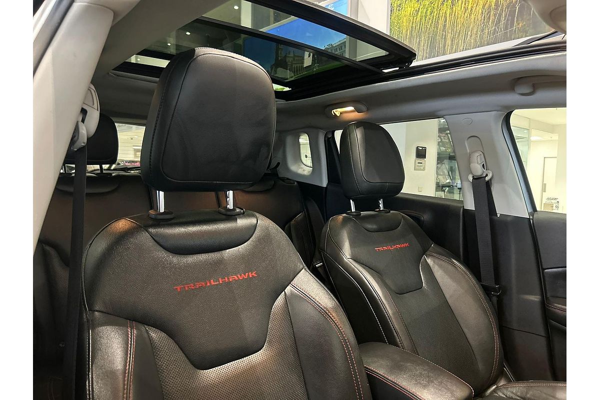 2019 Jeep Compass Trailhawk M6