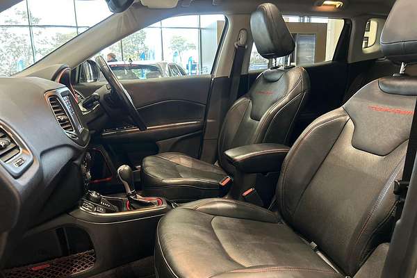 2019 Jeep Compass Trailhawk M6