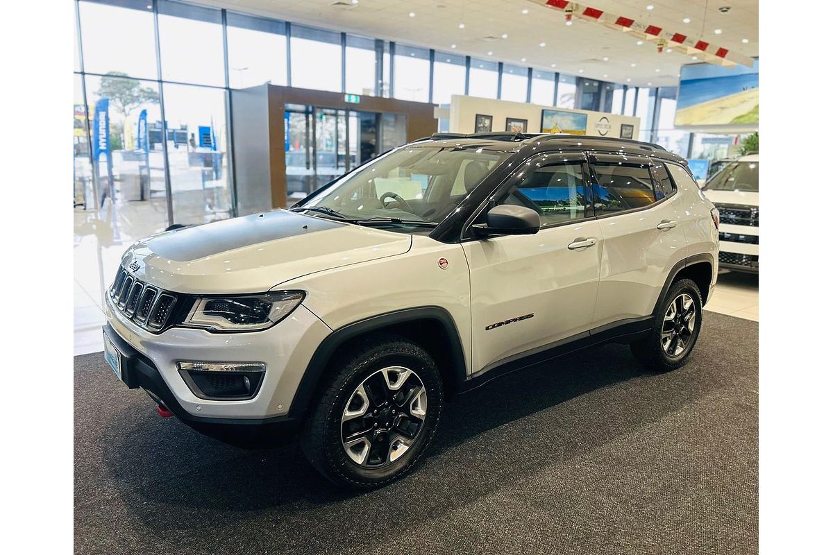 2019 Jeep Compass Trailhawk M6