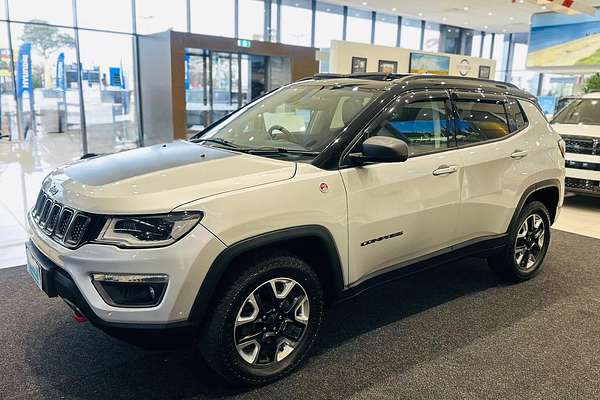 2019 Jeep Compass Trailhawk M6