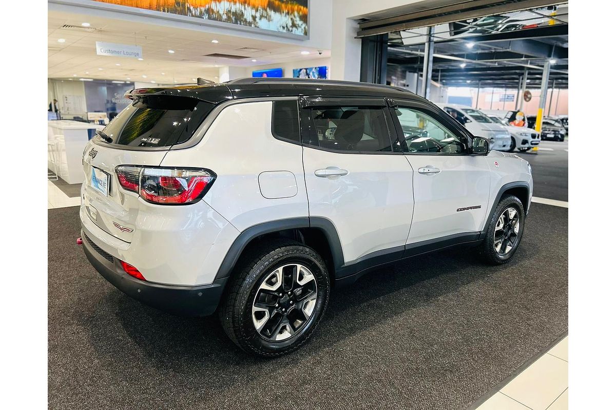 2019 Jeep Compass Trailhawk M6