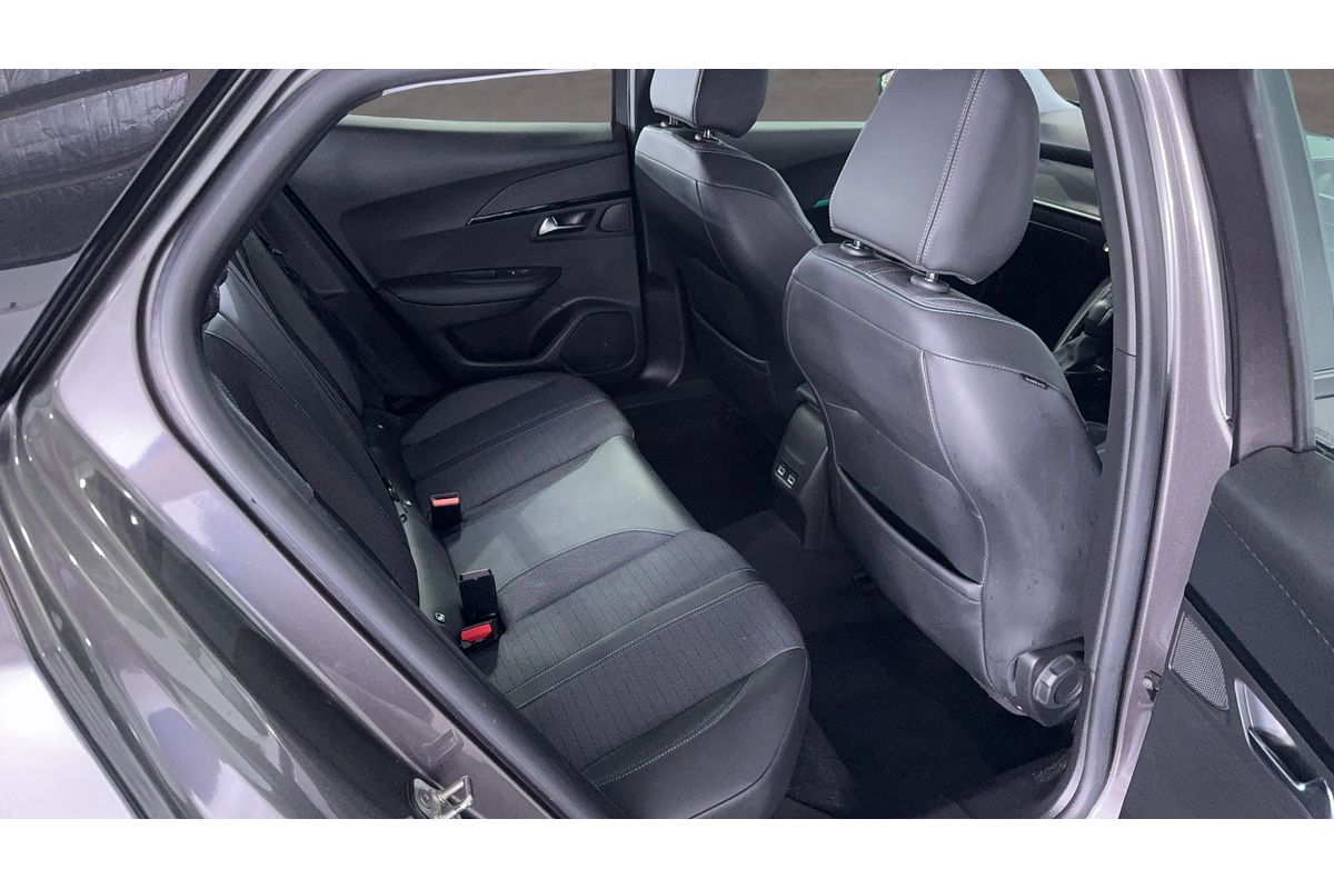 2021 Peugeot 2008 Allure P24