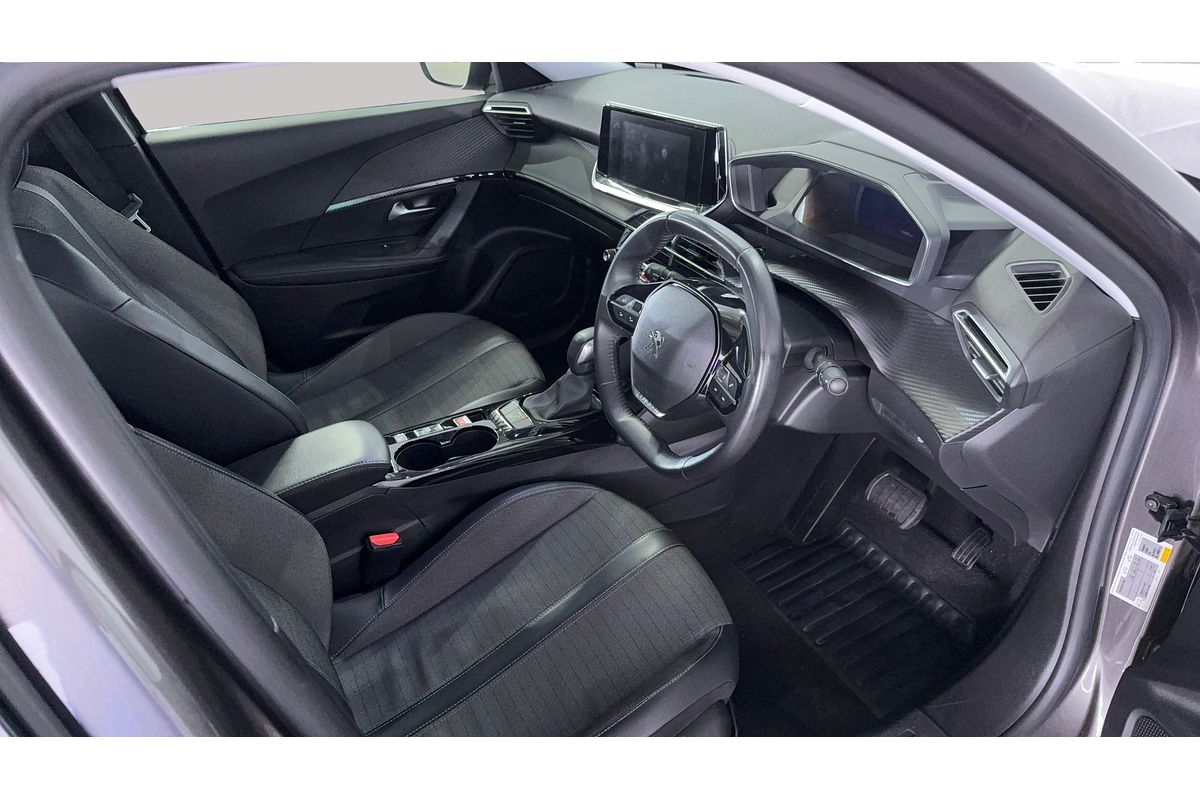 2021 Peugeot 2008 Allure P24