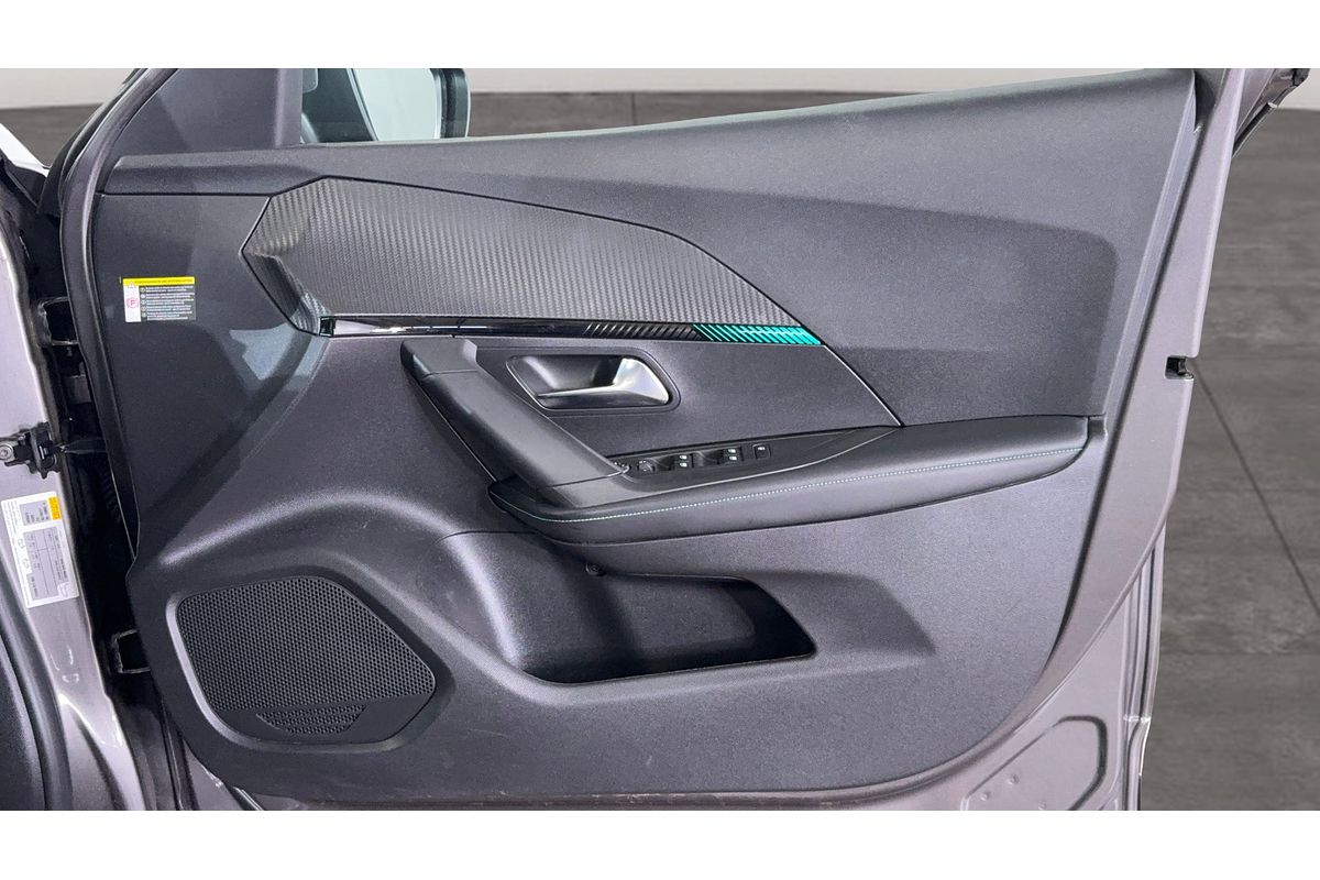 2021 Peugeot 2008 Allure P24