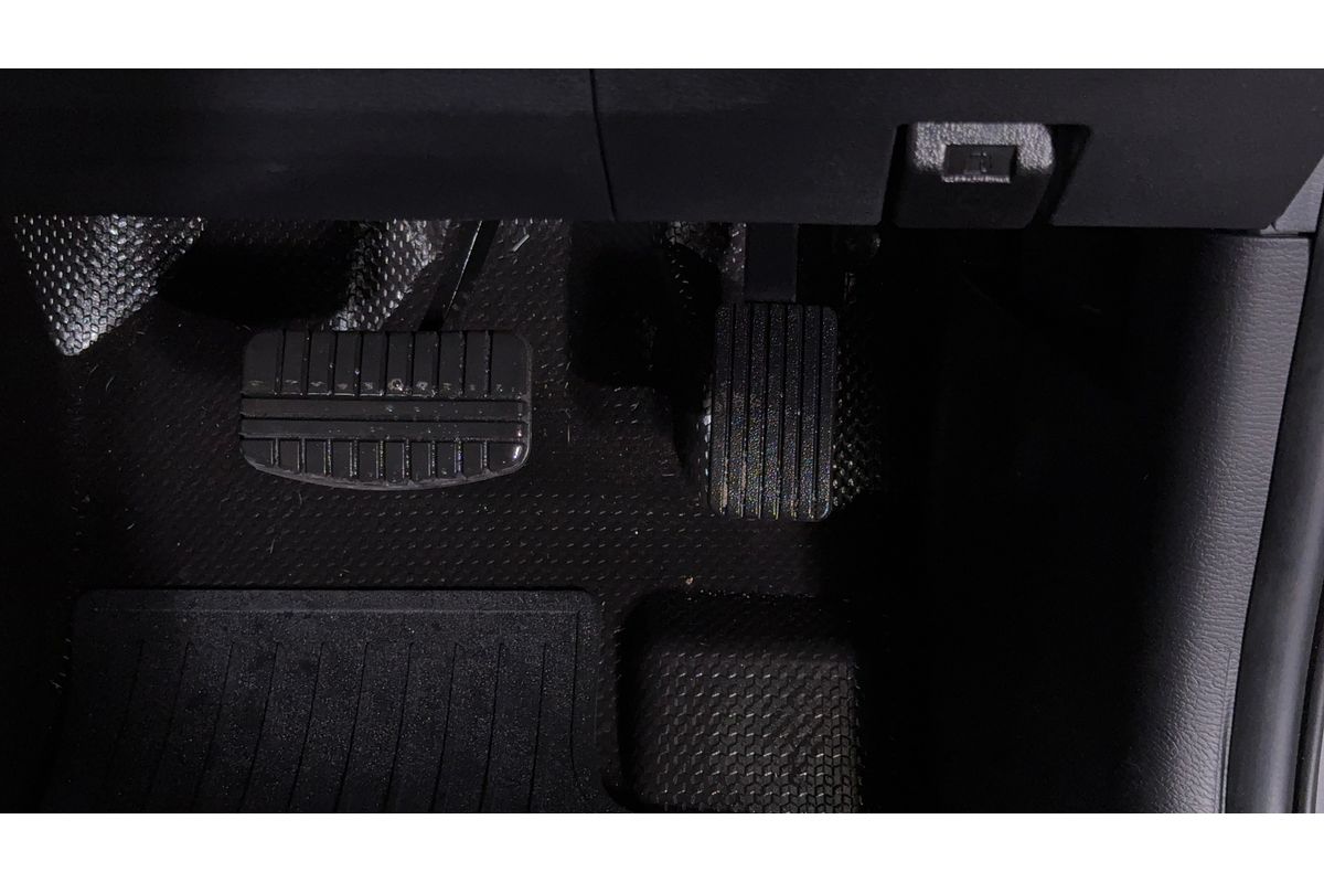 2024 Mitsubishi Triton GLX MV Rear Wheel Drive