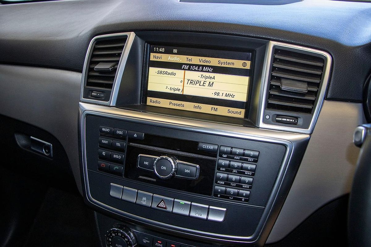 2012 Mercedes-Benz M-Class ML250 BlueTEC W166