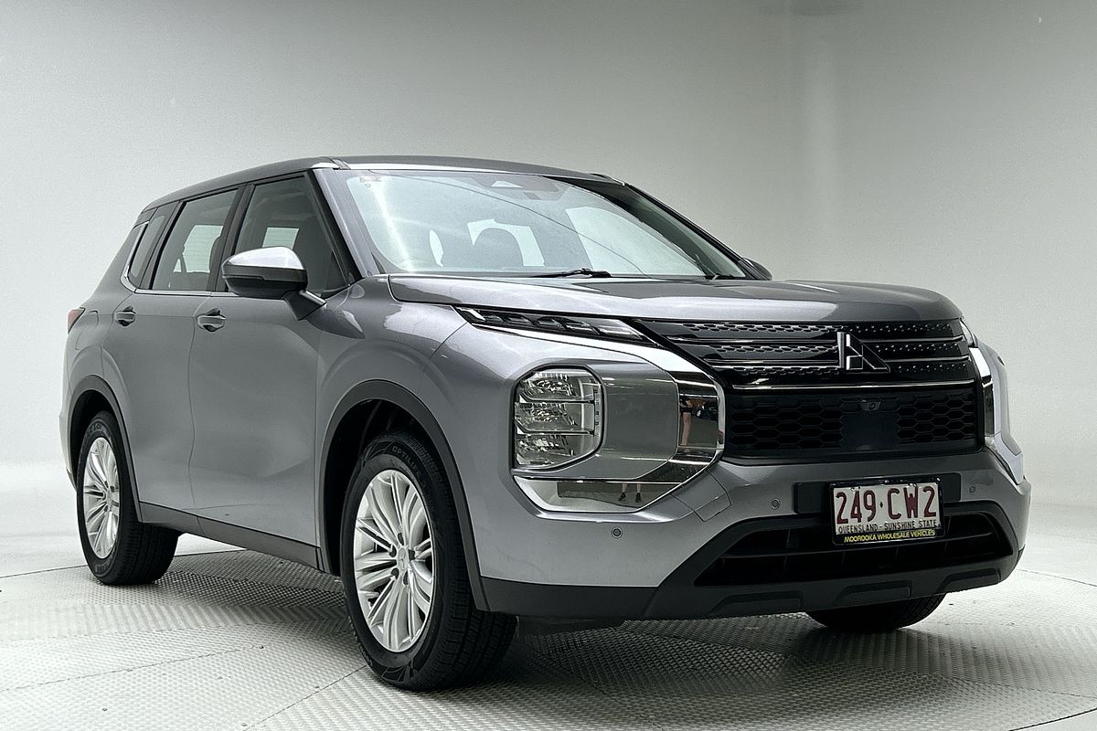 2021 Mitsubishi Outlander ES ZM