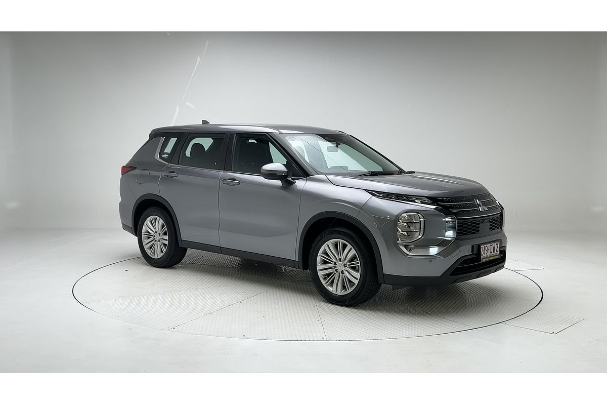 2021 Mitsubishi Outlander ES ZM