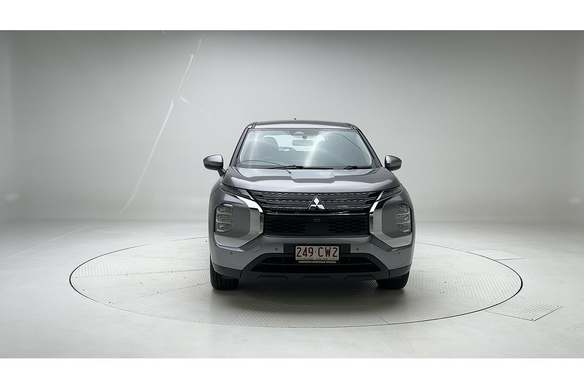 2021 Mitsubishi Outlander ES ZM