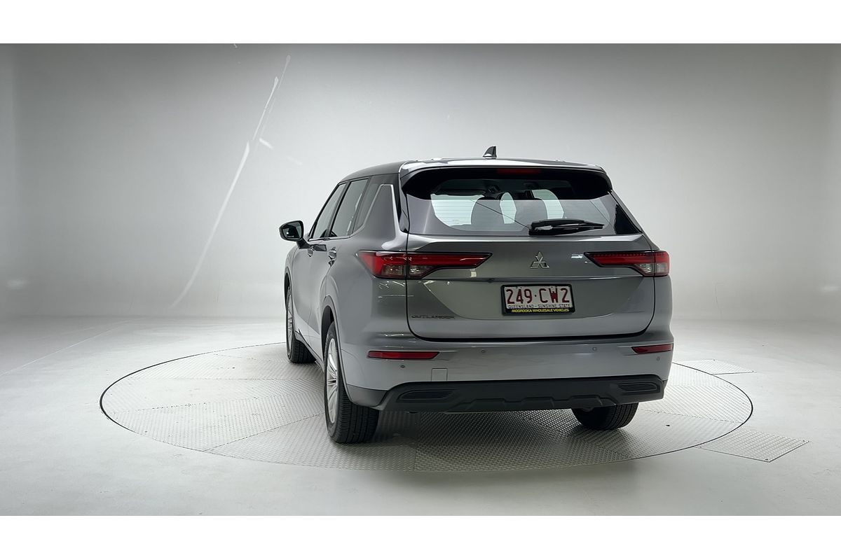 2021 Mitsubishi Outlander ES ZM