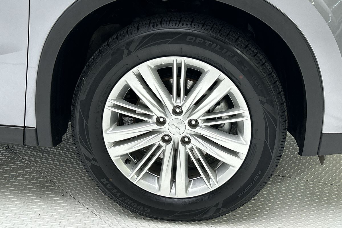 2021 Mitsubishi Outlander ES ZM