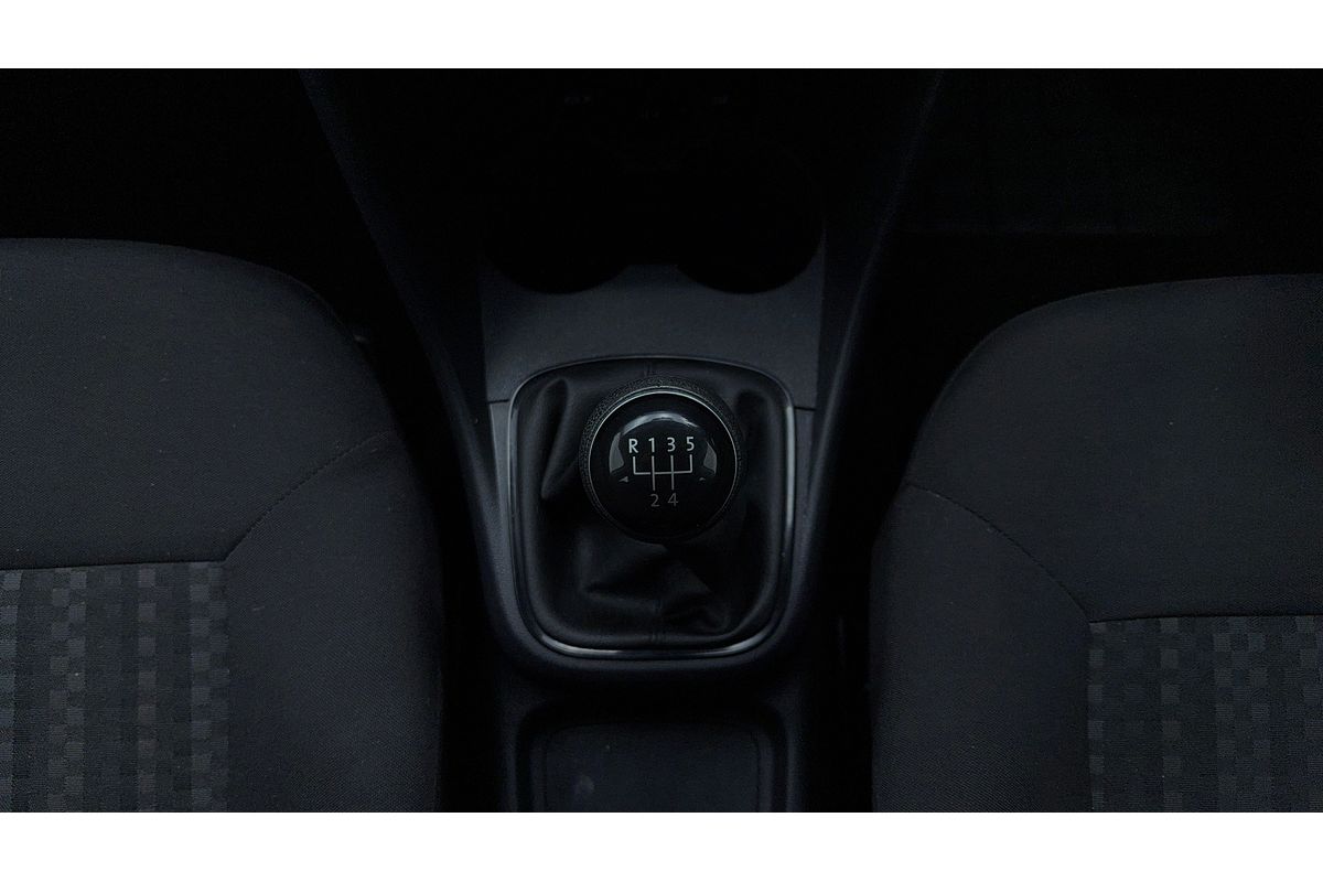 2015 Volkswagen Polo 66 TSI TRENDLINE 6R MY16