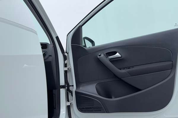 2015 Volkswagen Polo 66 TSI TRENDLINE 6R MY16