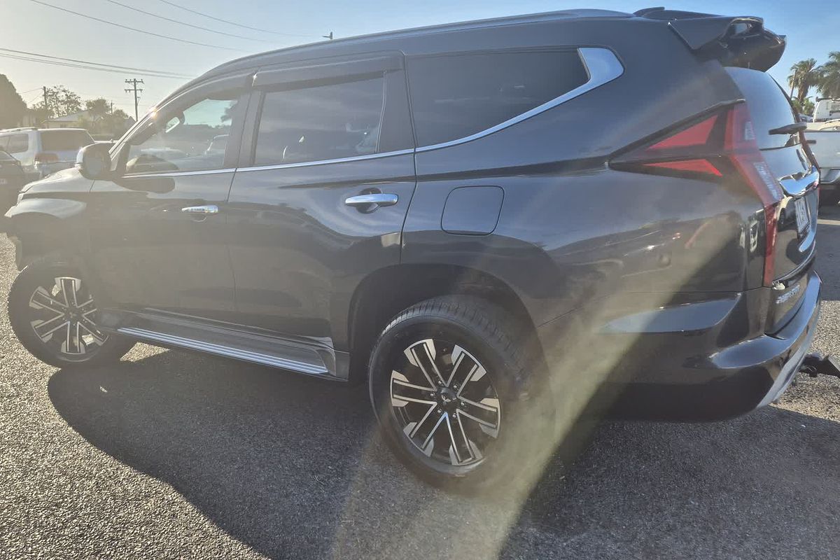 2022 Mitsubishi Pajero Sport GLS QF