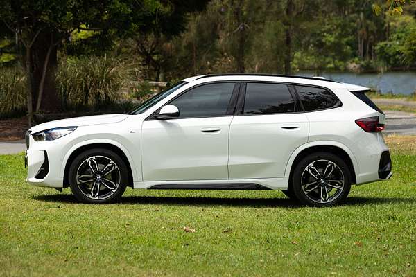 2024 BMW X1 xDrive20i M Sport U11