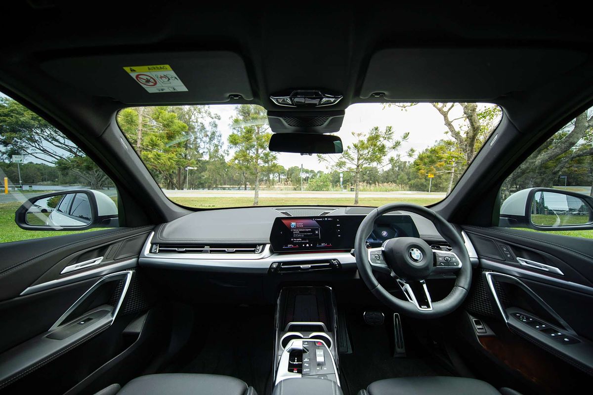 2024 BMW X1 xDrive20i M Sport U11
