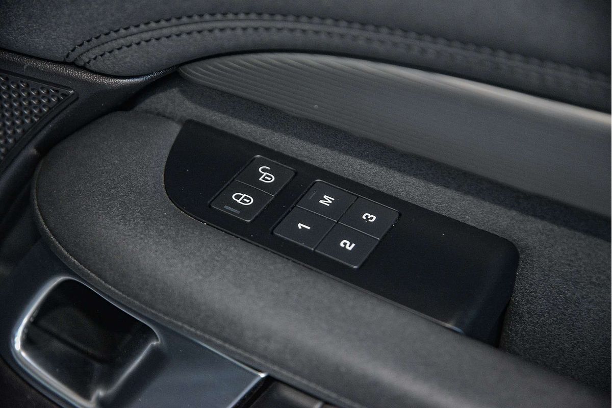 2018 Land Rover Discovery SD4 HSE (177kW) MY18