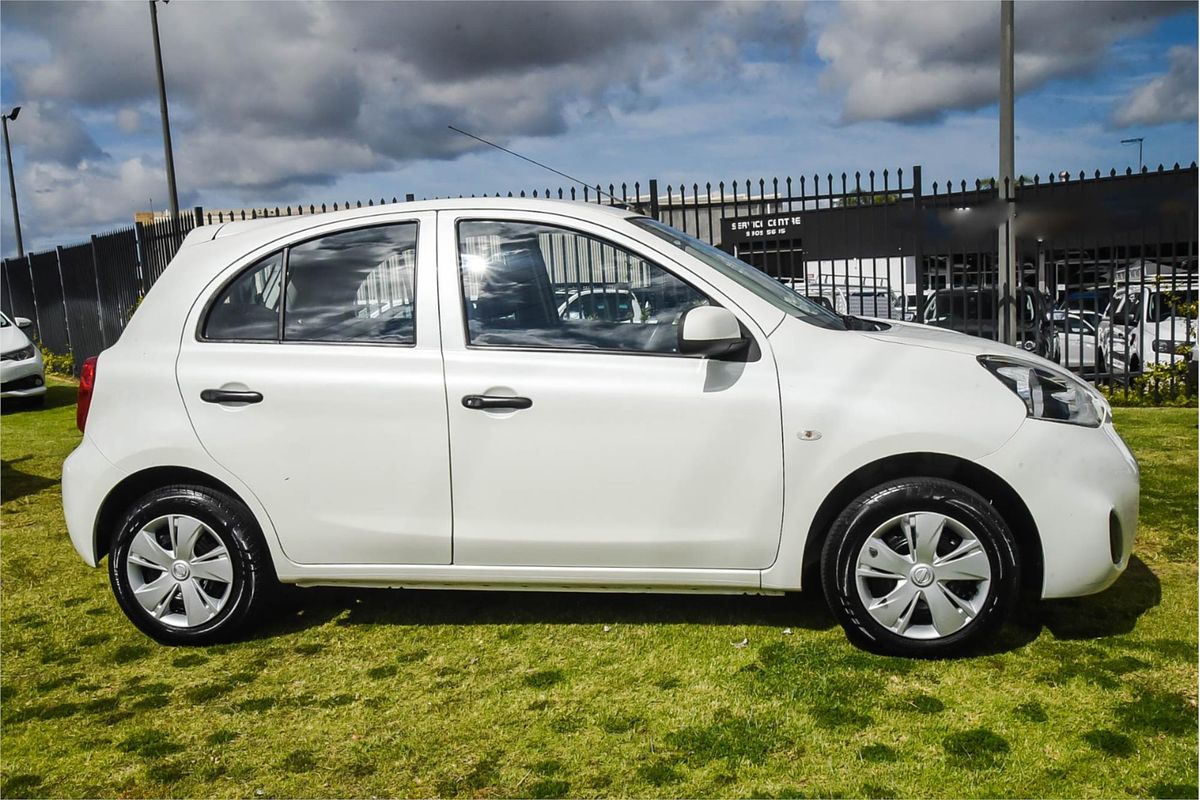 2015 Nissan Micra ST K13