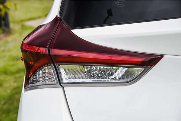 2016 Toyota Corolla Ascent Sport ZRE182R