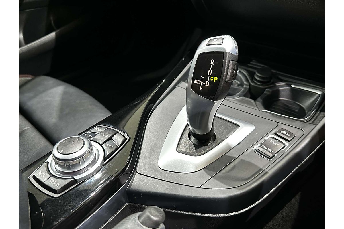 2015 BMW 1 Series 120i Sport Line F20 LCI