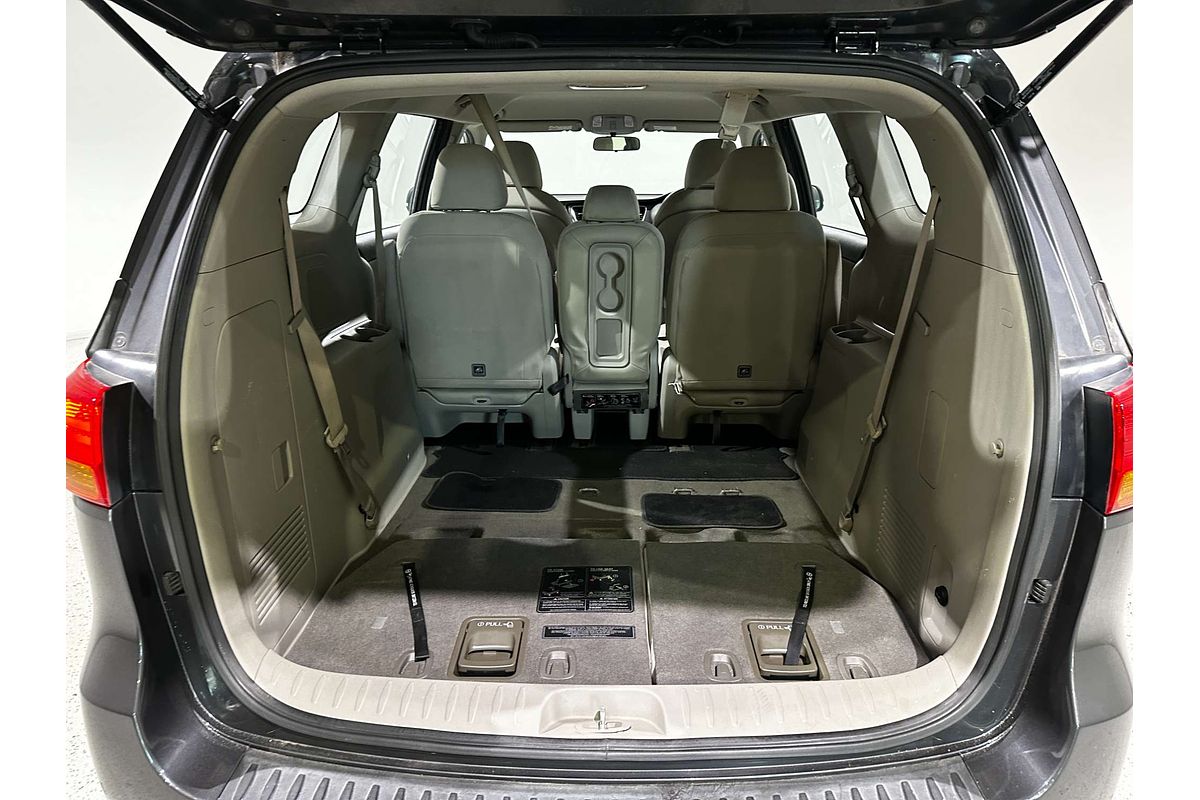 2015 Kia Carnival S YP