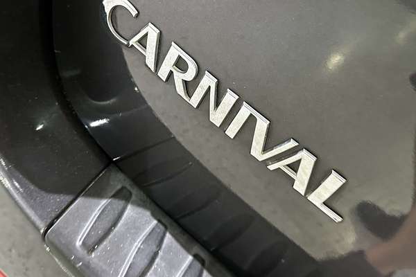 2015 Kia Carnival S YP