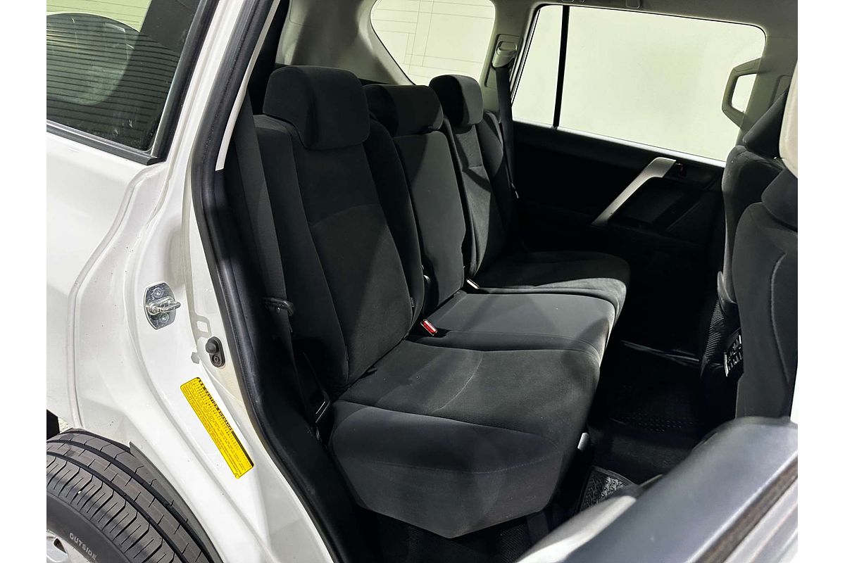 2017 Toyota Landcruiser Prado GX GDJ150R