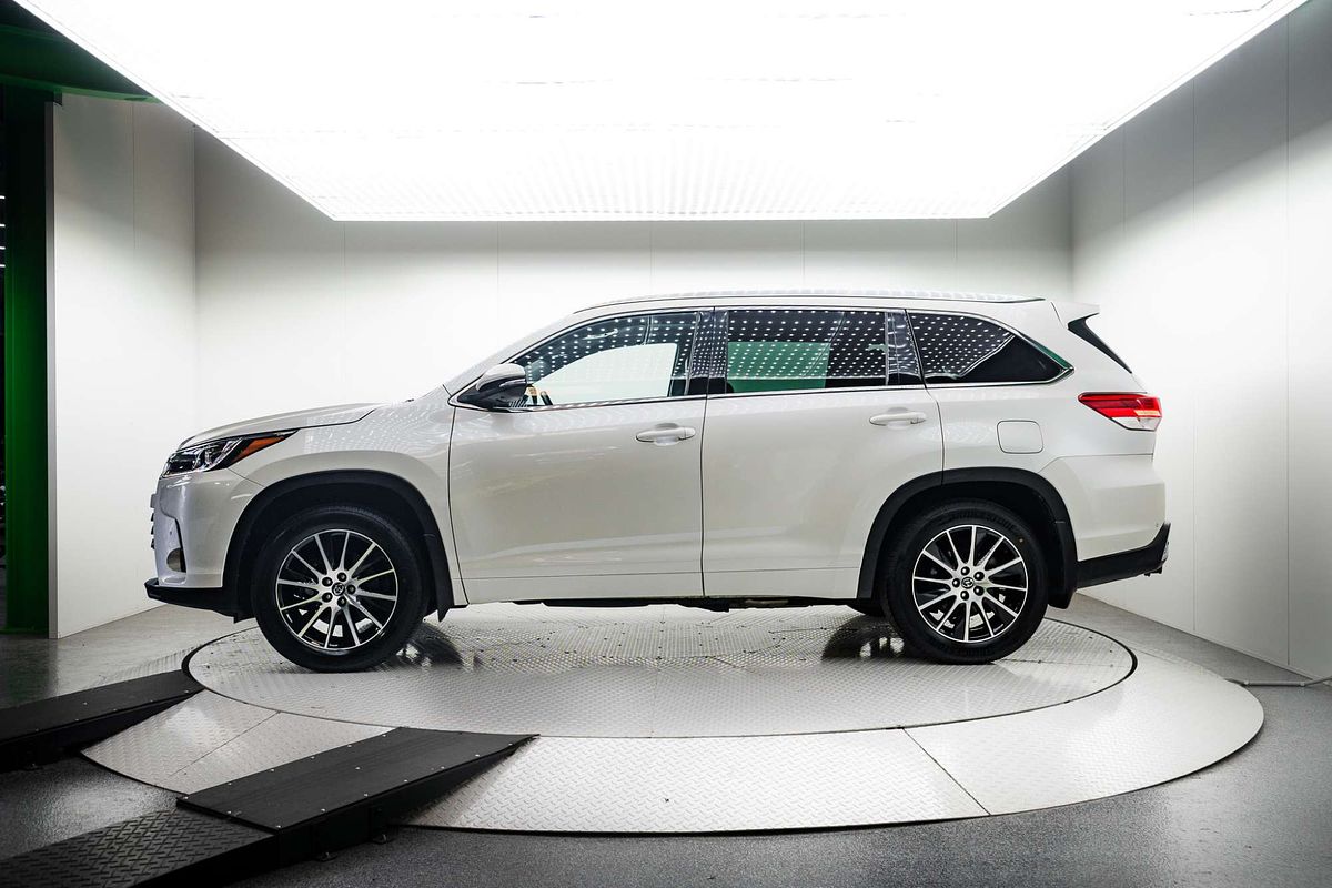 2017 Toyota Kluger Grande GSU55R