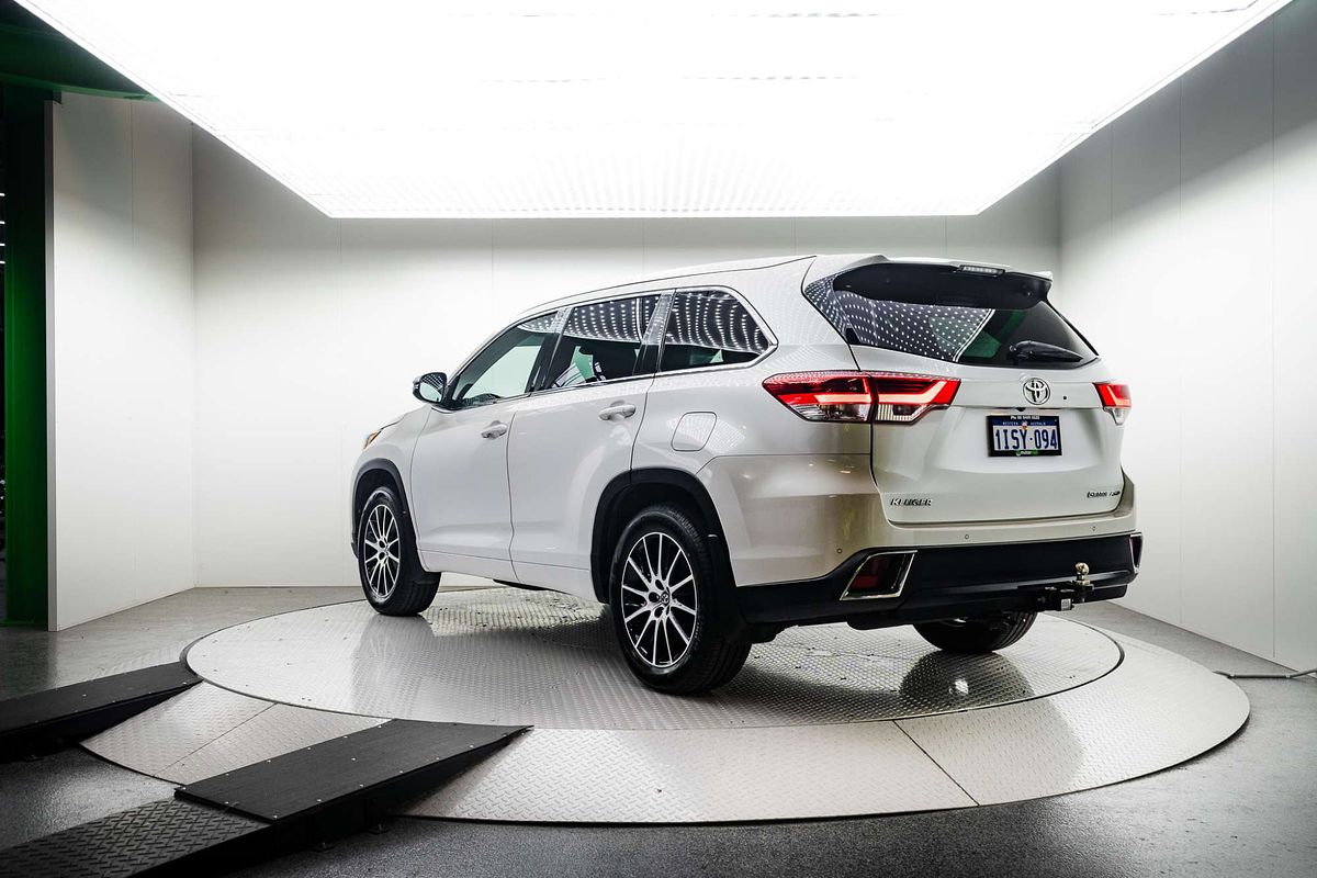 2017 Toyota Kluger Grande GSU55R