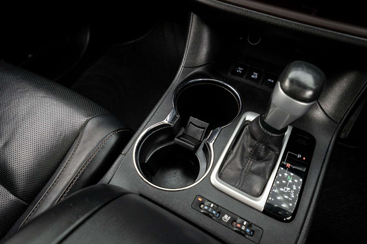 2017 Toyota Kluger Grande GSU55R