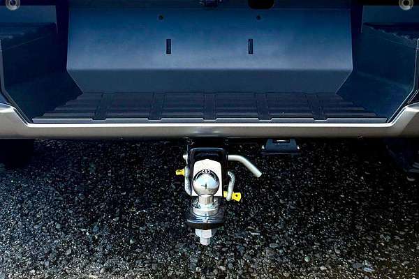 2025 Mitsubishi Triton GSR MV 4X4