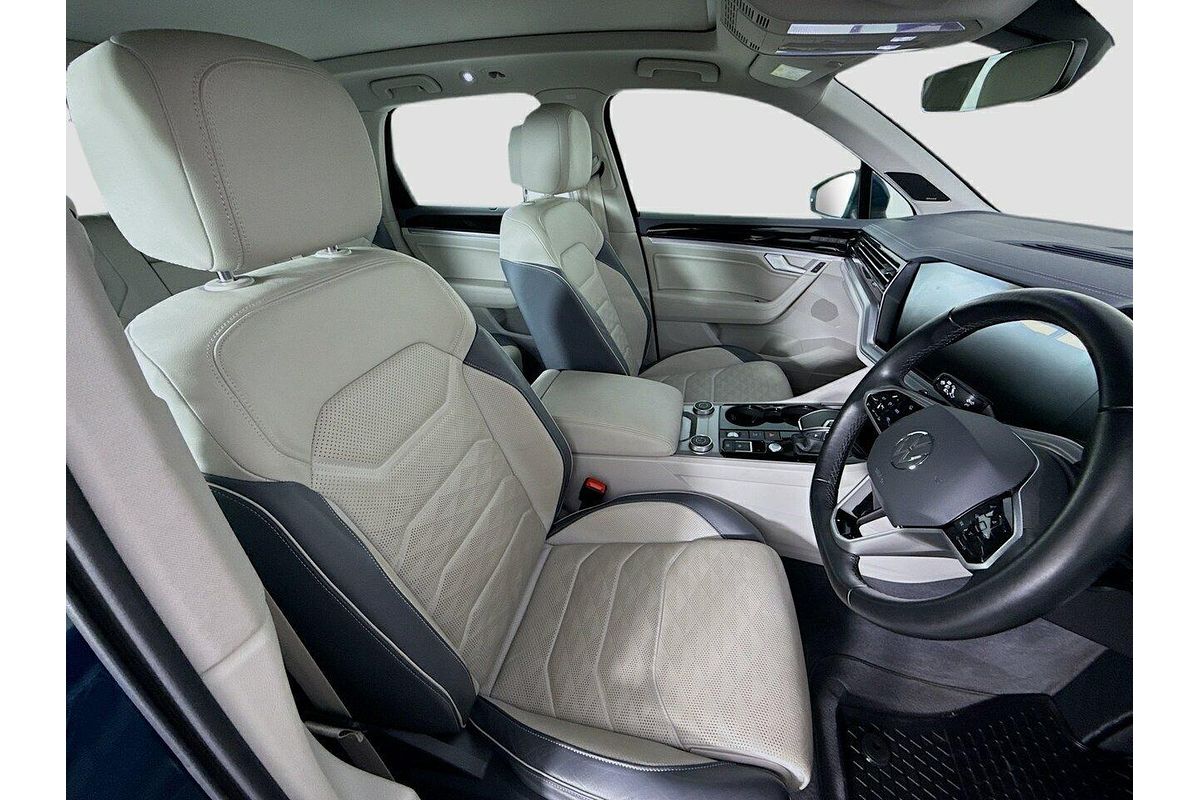 2022 Volkswagen Touareg 210TDI Elegance CR