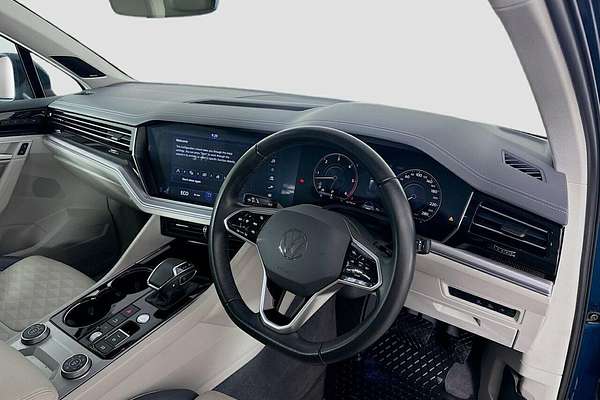 2022 Volkswagen Touareg 210TDI Elegance CR