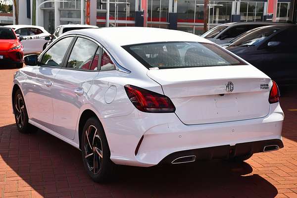 2024 MG MG5 Essence