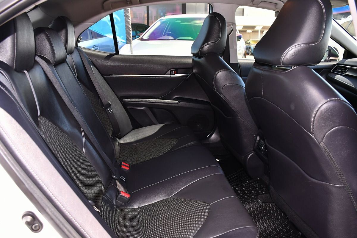 2021 Toyota Camry SX GSV70R