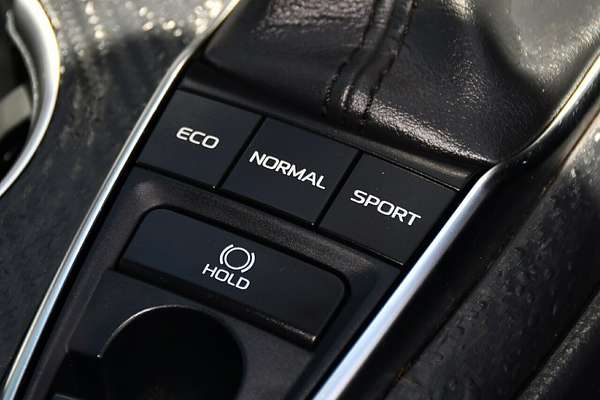 2021 Toyota Camry SX GSV70R