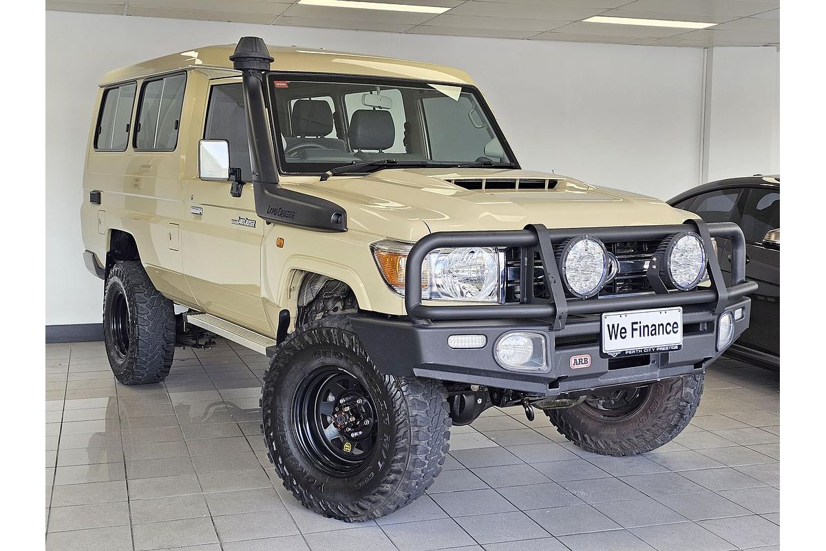 2021 Toyota Landcruiser GXL Troopcarrier VDJ78R