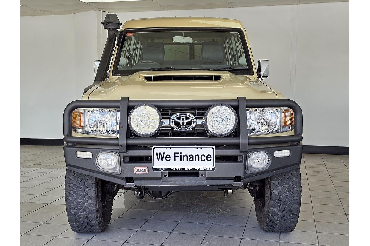 2021 Toyota Landcruiser GXL Troopcarrier VDJ78R