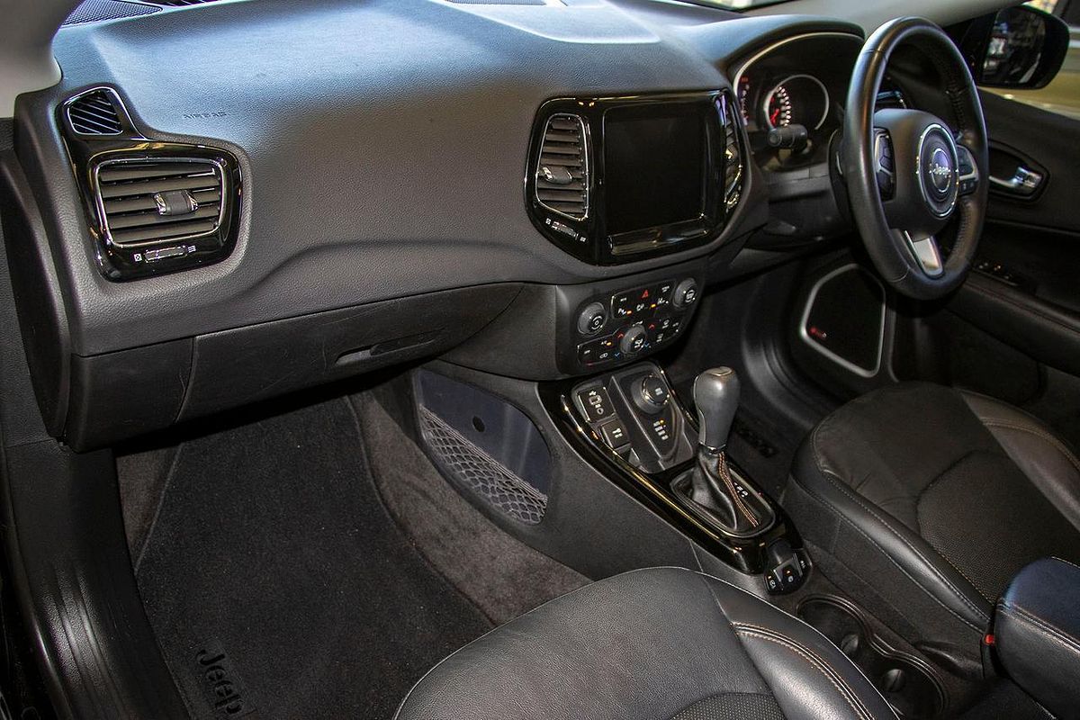 2018 Jeep Compass Limited M6